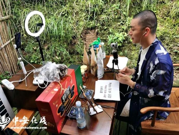 “帶貨”帶到斷貨!七位駐村第一書記組團(tuán)夸家底(附中獎(jiǎng)名單)